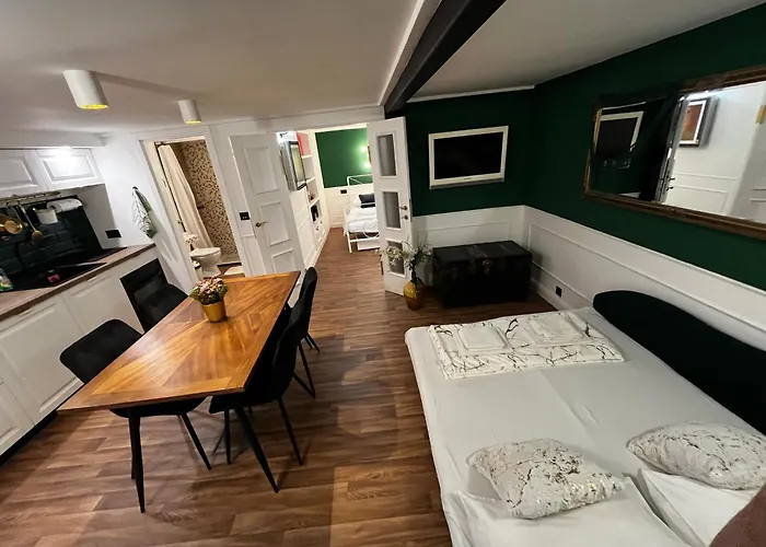Db Interiors Apartment *