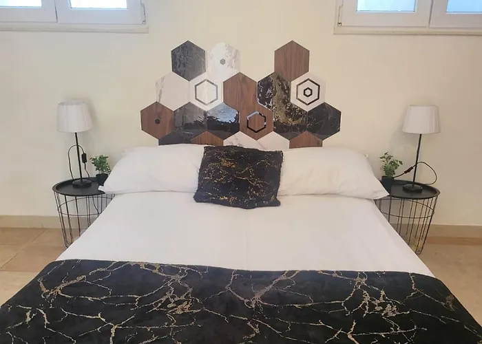 Db Interiors *