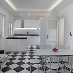Db Interiors *
