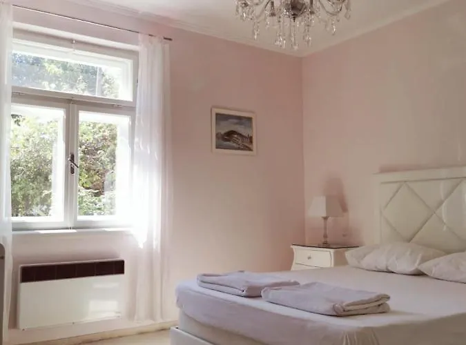 Db Interiors * Split