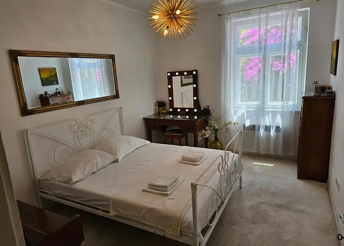 Db Interiors * Split